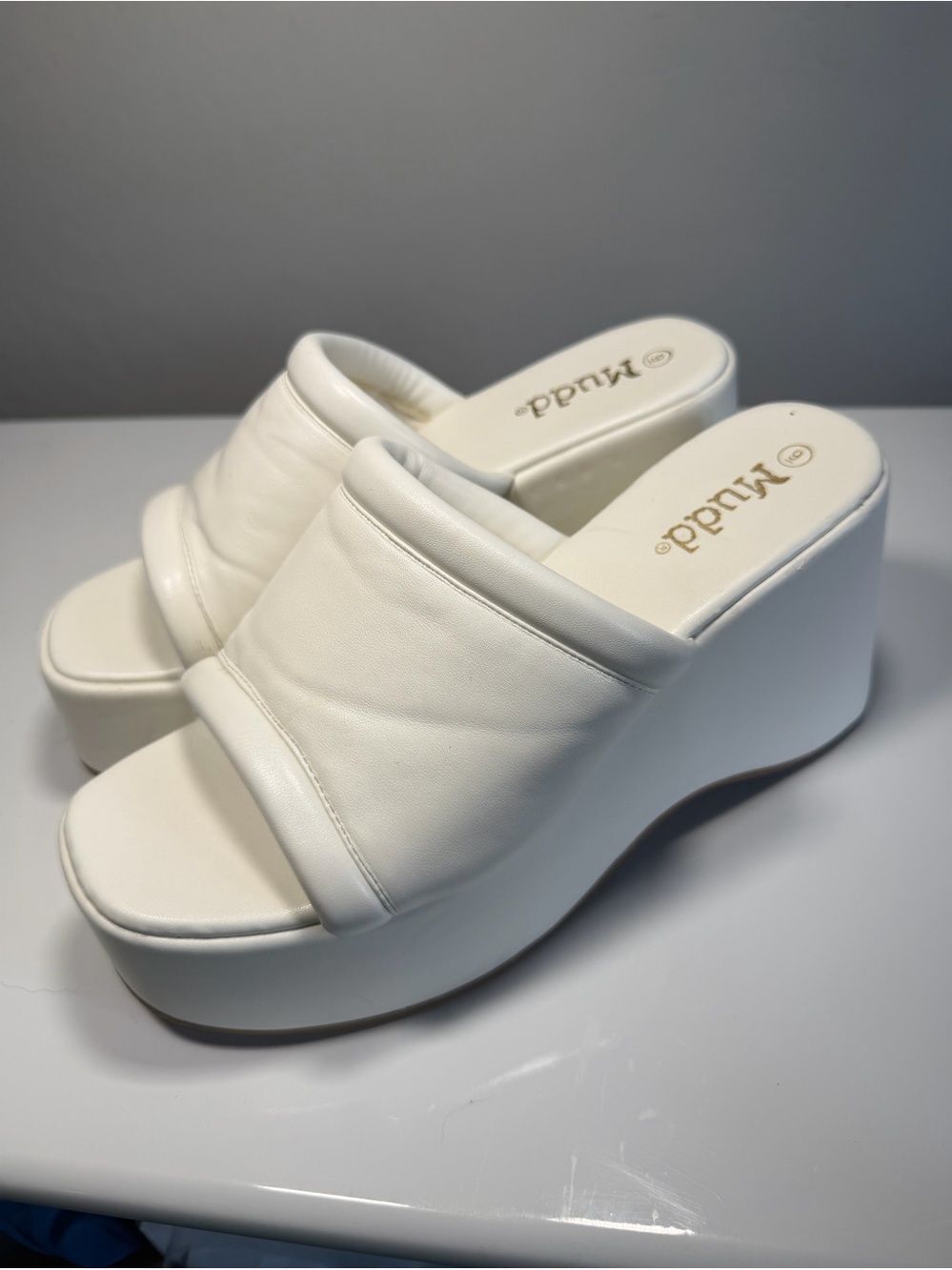 Vintage Y2K Mudd Off-White Platform Wedge Slides (Size 9)